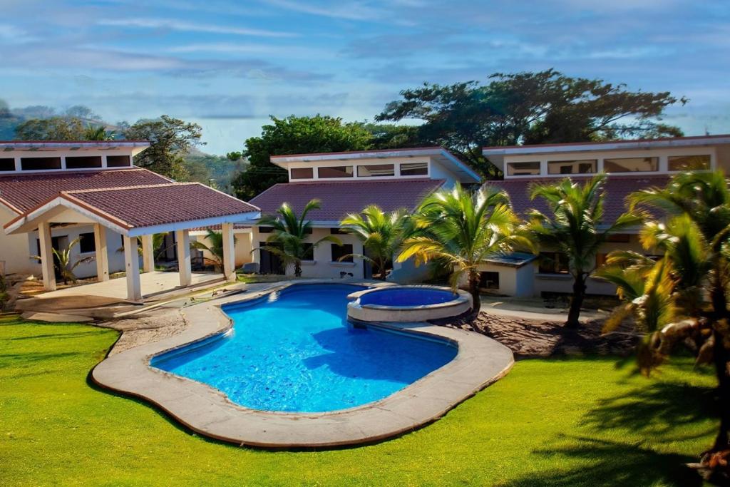 Luxury accommodation on Playa del Coco
